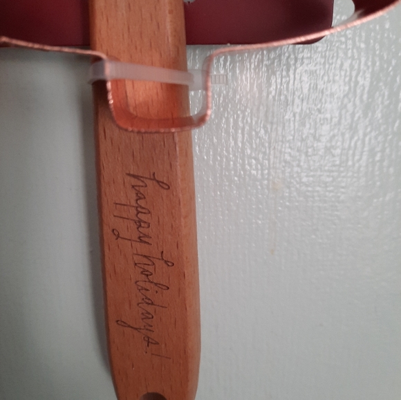 New Rae Dunn spatula & cookie  cutters set - Picture 5 of 5